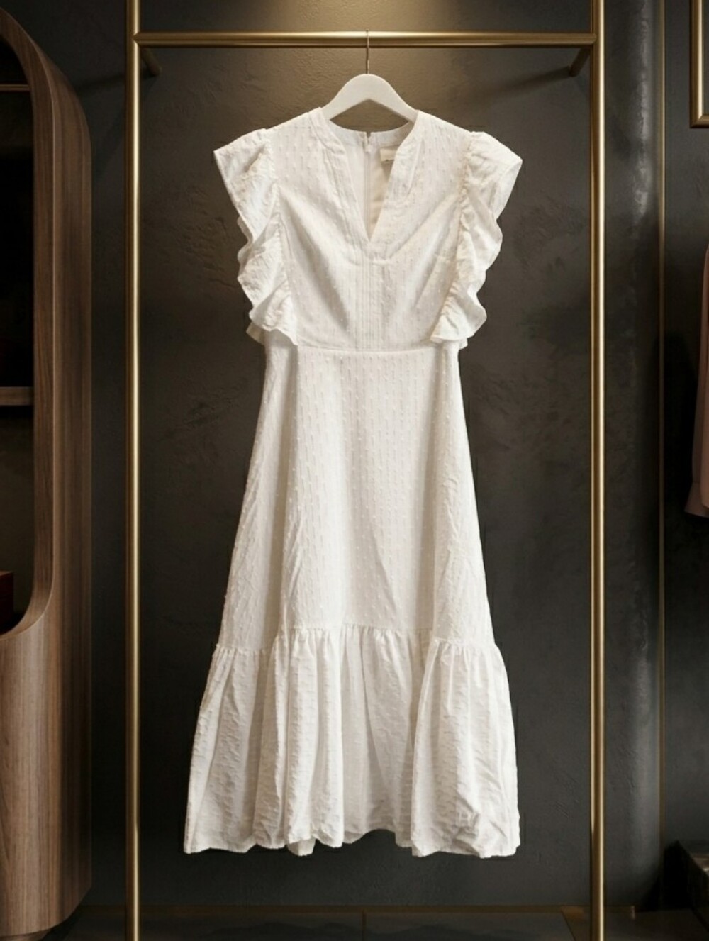 BCBG MAX AZRIA SZ 4  OFF WHITE RUFFLE COTTON NWT MAXI RUFFLE SLEEVE DRESS